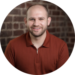 Scott Weinberg headshot